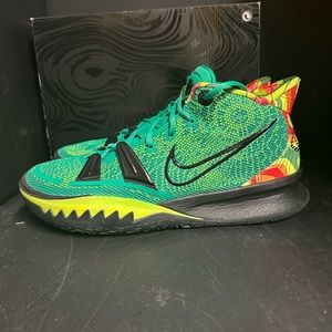 Men’s Nike Kyrie 7 Weatherman